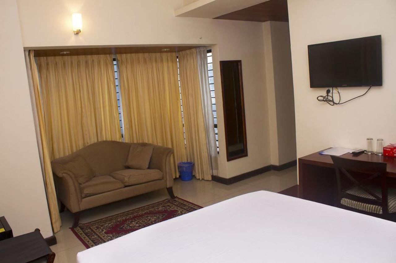 Hotel Tea Tree & Resort Dhaka Extérieur photo